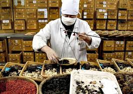 chúng ta có nên tin dùng thuốc đông y hay không?